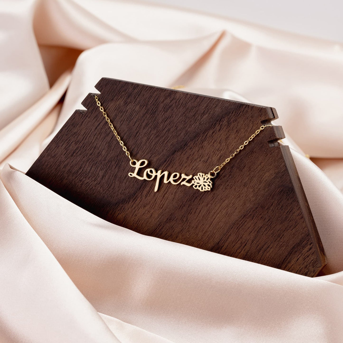 Sports Mom Necklace - Personalized Gift with 9 Sports, with Player or Team Name