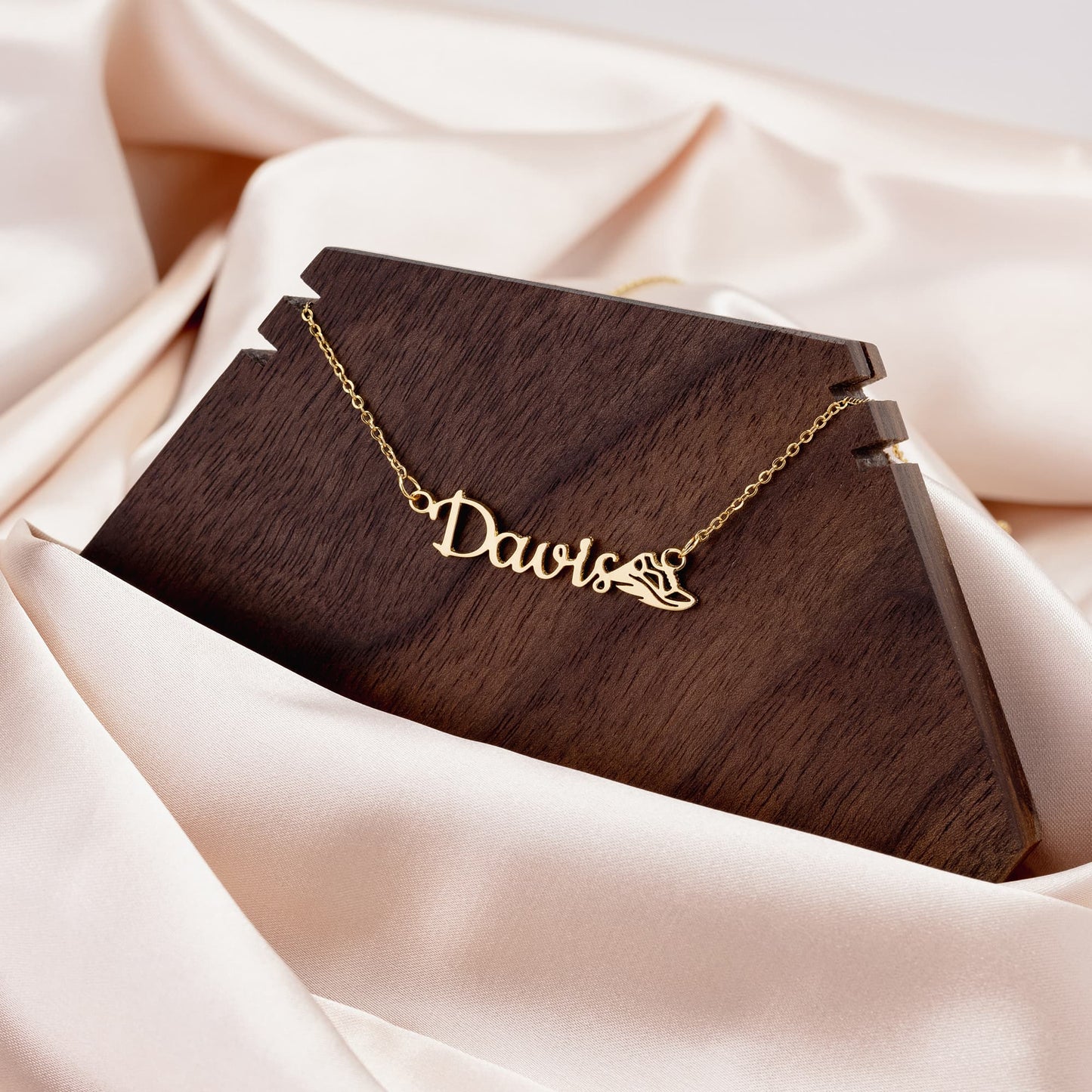 Sports Mom Necklace - Personalized Gift with 9 Sports, with Player or Team Name