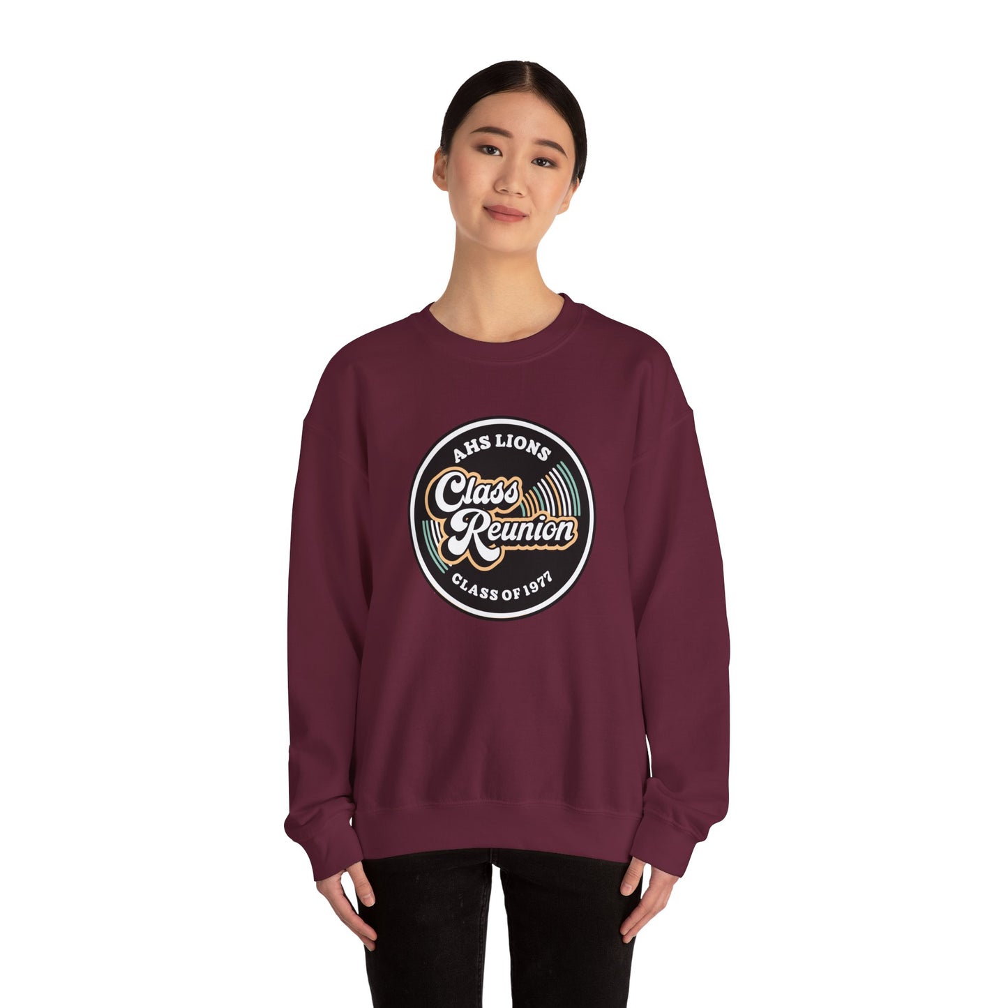 Retro Reunion Sweatshirt – Classic Design Customized with Year & Text