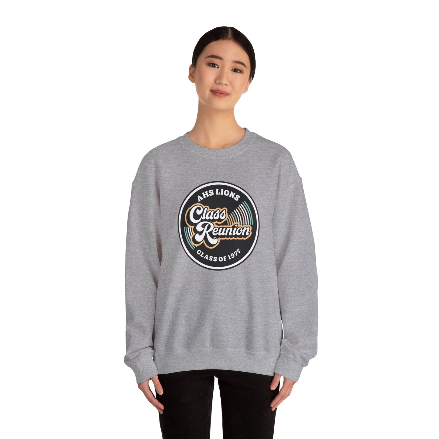 Retro Reunion Sweatshirt – Classic Design Customized with Year & Text